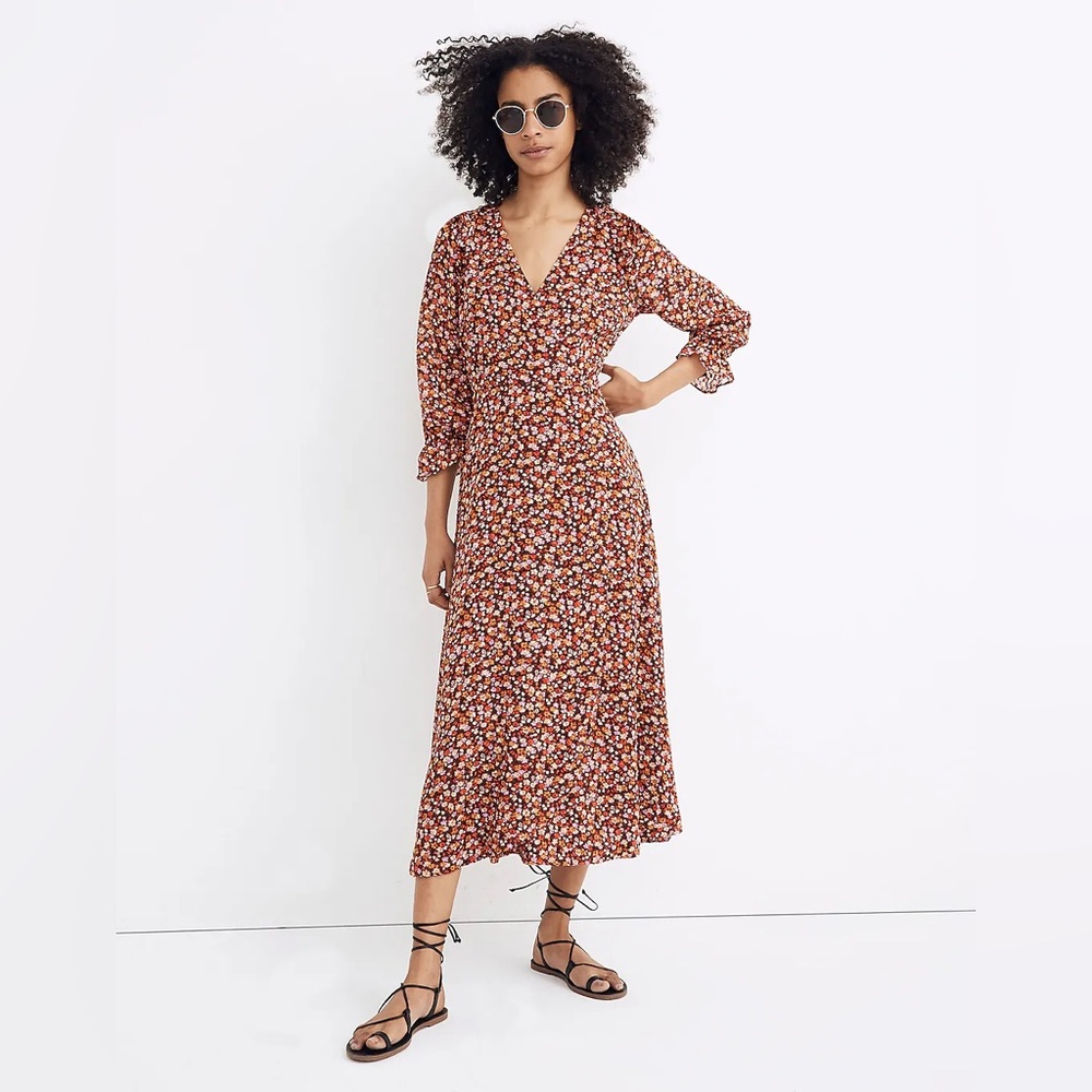 Madewell Long-Sleeve Crossover Midi Dress in Clipdot Spring Prairie